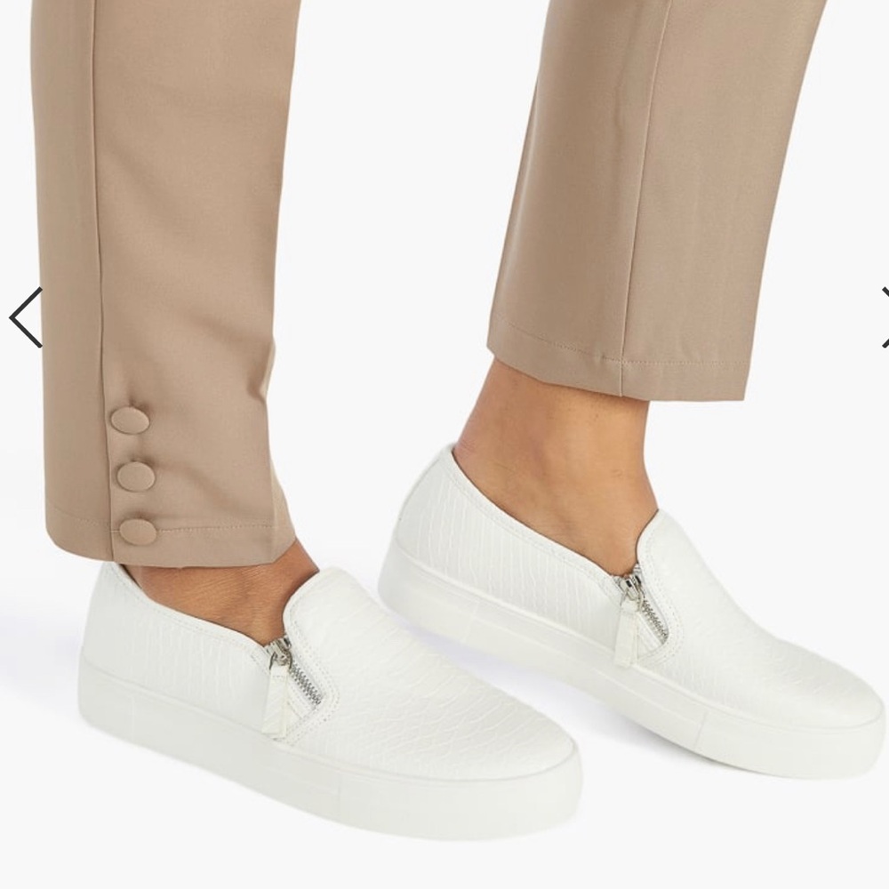 ShoeDazzle Brihgt White Sneakers